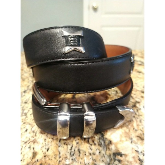 Johnston & Murphy Other - Men's Johnston & Murphy Black Belt Silver Buckle Leather Belt size 36 (75-6213)